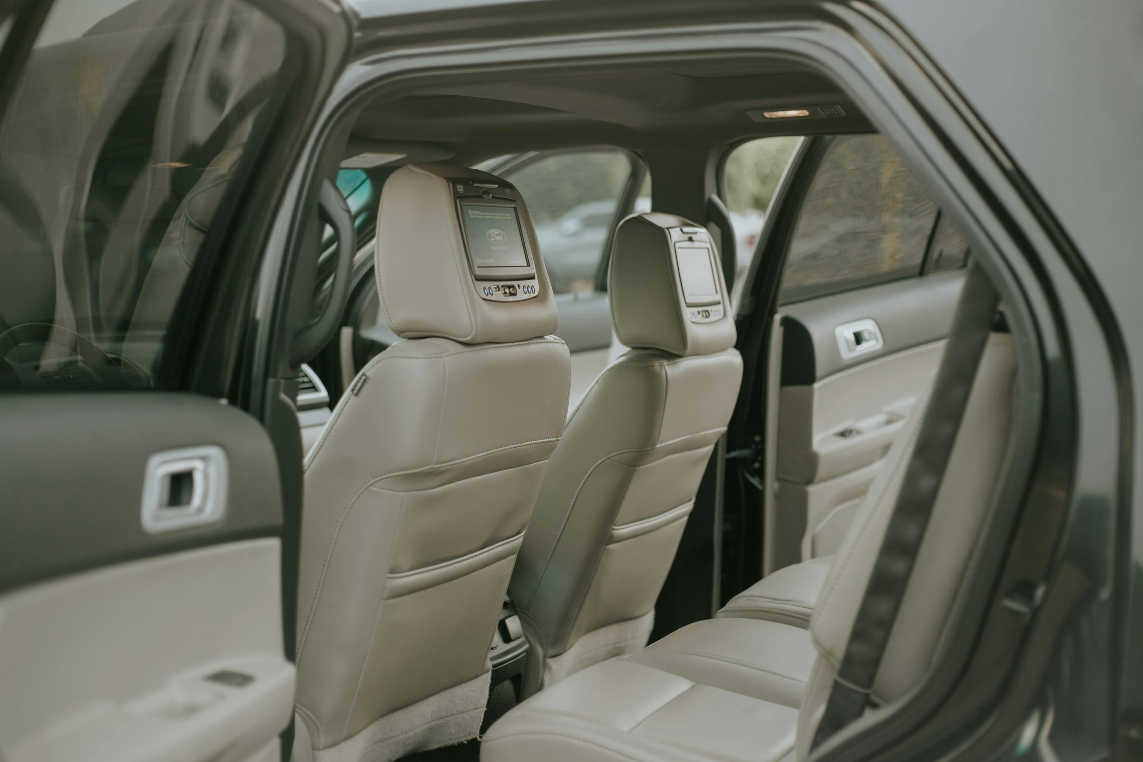 Rent a 7-Seater